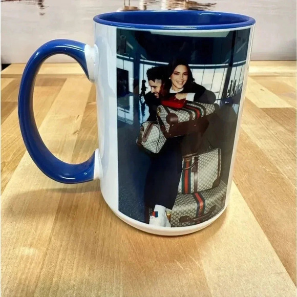 Kendal JENNER & BAD BUNNY COFFE CUP EUC - Picture 1 of 5